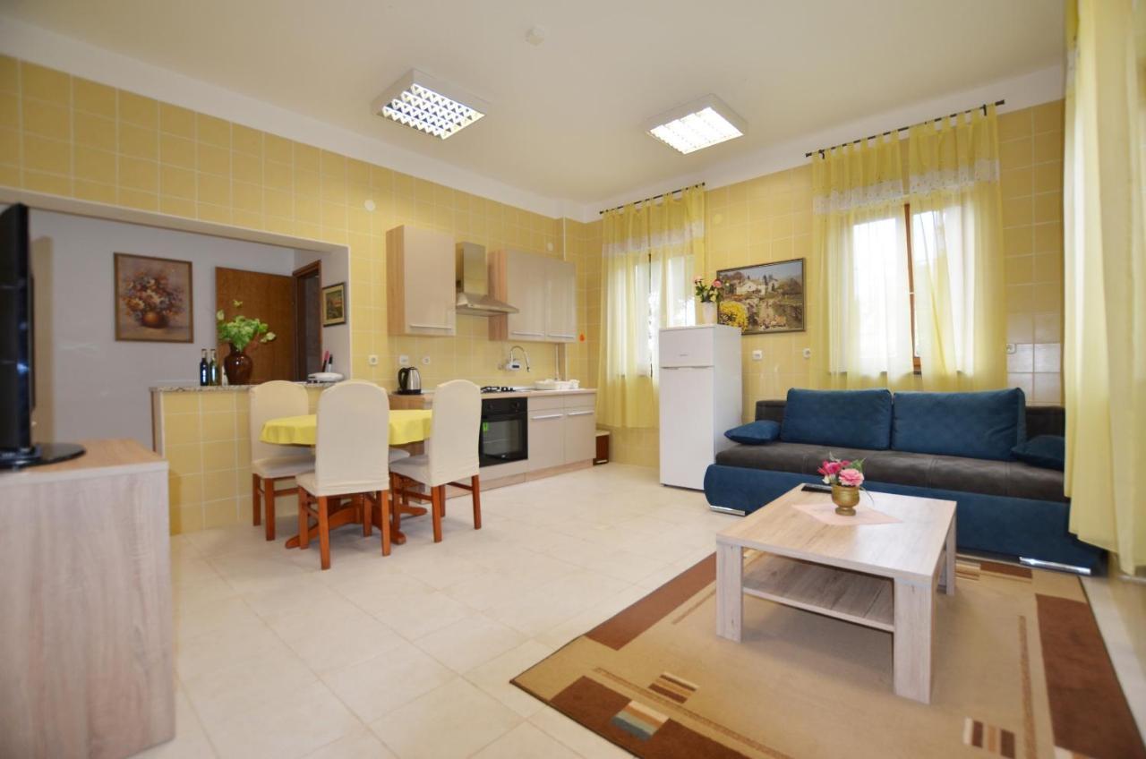 Zminj Apartments Dış mekan fotoğraf