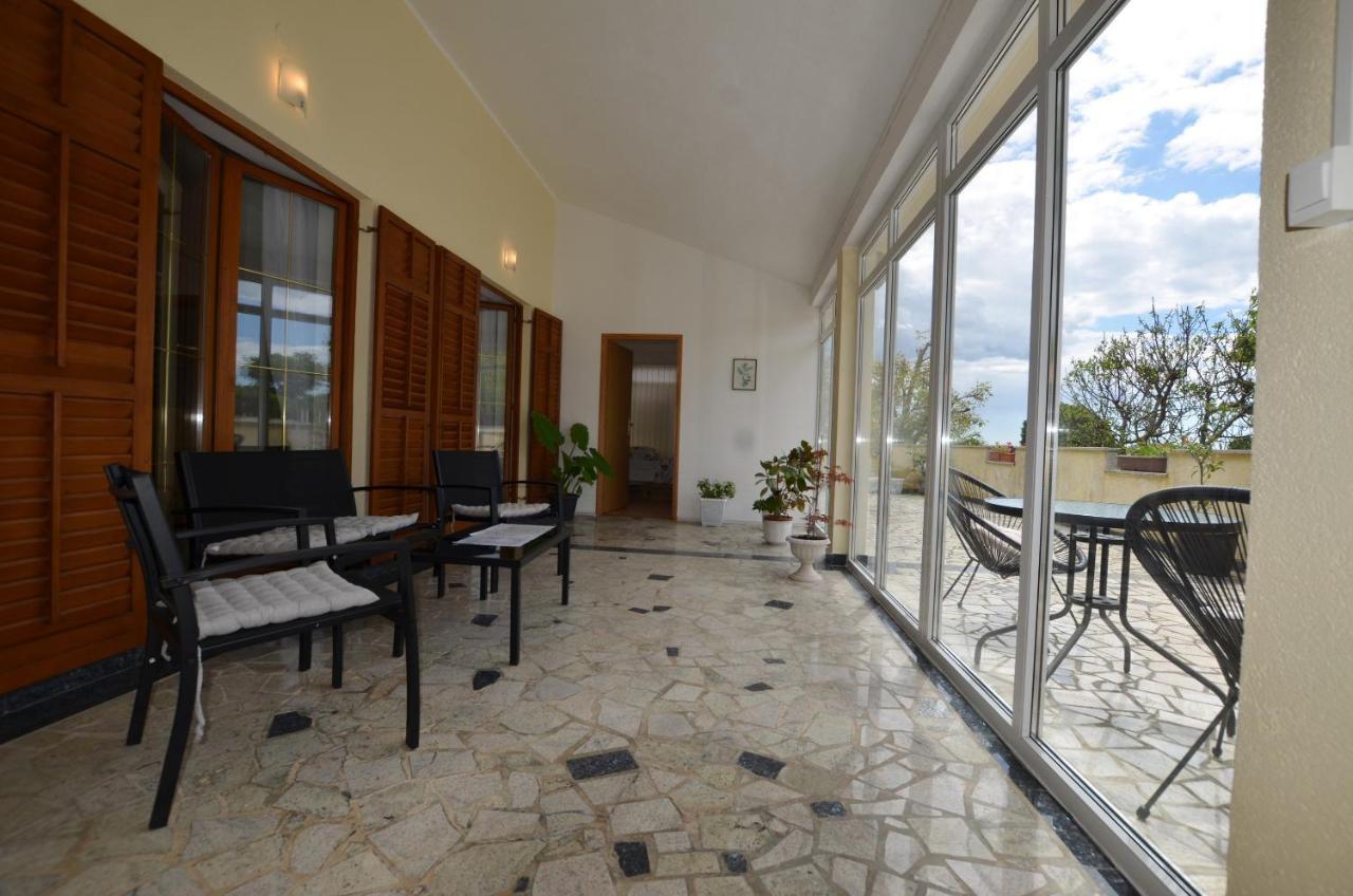 Zminj Apartments Dış mekan fotoğraf
