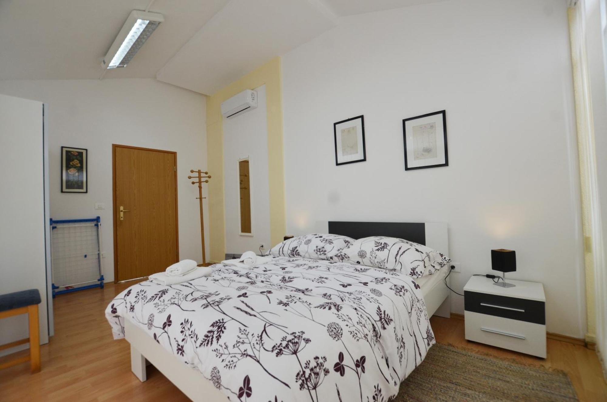 Zminj Apartments Oda fotoğraf